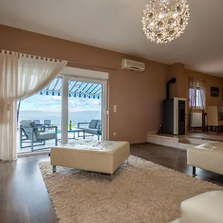 Toni, In Imotski, Private Pool, Barbeque, Private Parking Villa